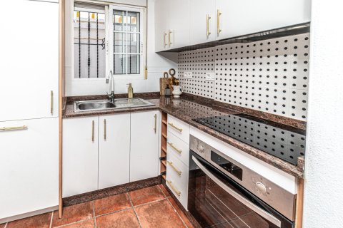 Продажа таухауса в Плайя Фламенка II, Аликанте, Испания 3 спальни, 83м2 №189797 - фото 10