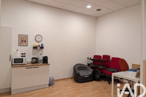 Proprietà commerciale in vendita a Vilanova i la Geltru, Barcelona, Spagna 6 camere da letto, 139 mq. N° 185220 - foto 11