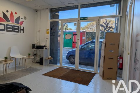 Proprietà commerciale in vendita a Vilanova i la Geltru, Barcelona, Spagna 6 camere da letto, 139 mq. N° 185220 - foto 17