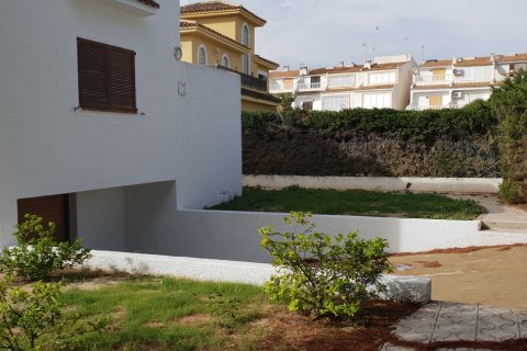 Villa for sale Alicante, Spain 3 bedrooms,  No. 115610 - photo 12
