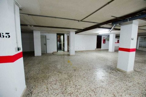 Apartamento en venta Torrevieja, Alicante, España 5 dormitorios,  No. 115602 - foto 6