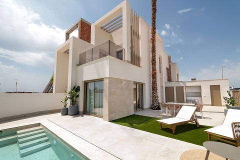 Villa en venta Ciudad Quesada, Alicante, España 3 dormitorios, 93 m2 No. 138487 - foto 1