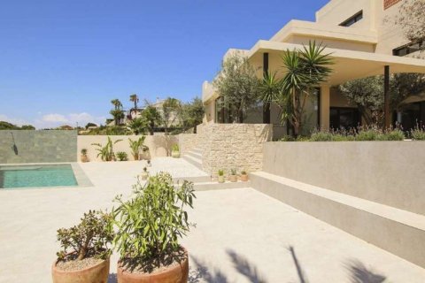 Villa till salu i San Fulgencio, Alicante, Spanien 4 sovrum, 350 kvm. Nr. 193242 - foto 22