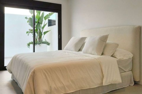 House for sale in Rojales, Alicante, Spain 5 bedrooms, 248 sq.m. No. 193244 - photo 27