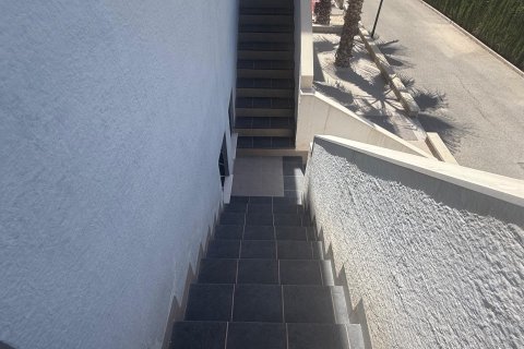 Bungalow à vendre à Guardamar del Segura, Alicante, Espagne, 160 m2 No. 165671 - photo 17