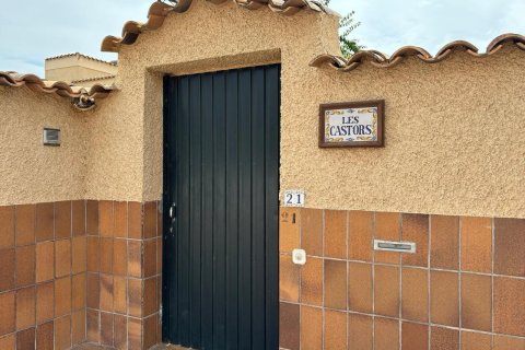 Villa à vendre à Torrevieja, Alicante, Espagne, 4 chambres, 250 m2 No. 165580 - photo 2