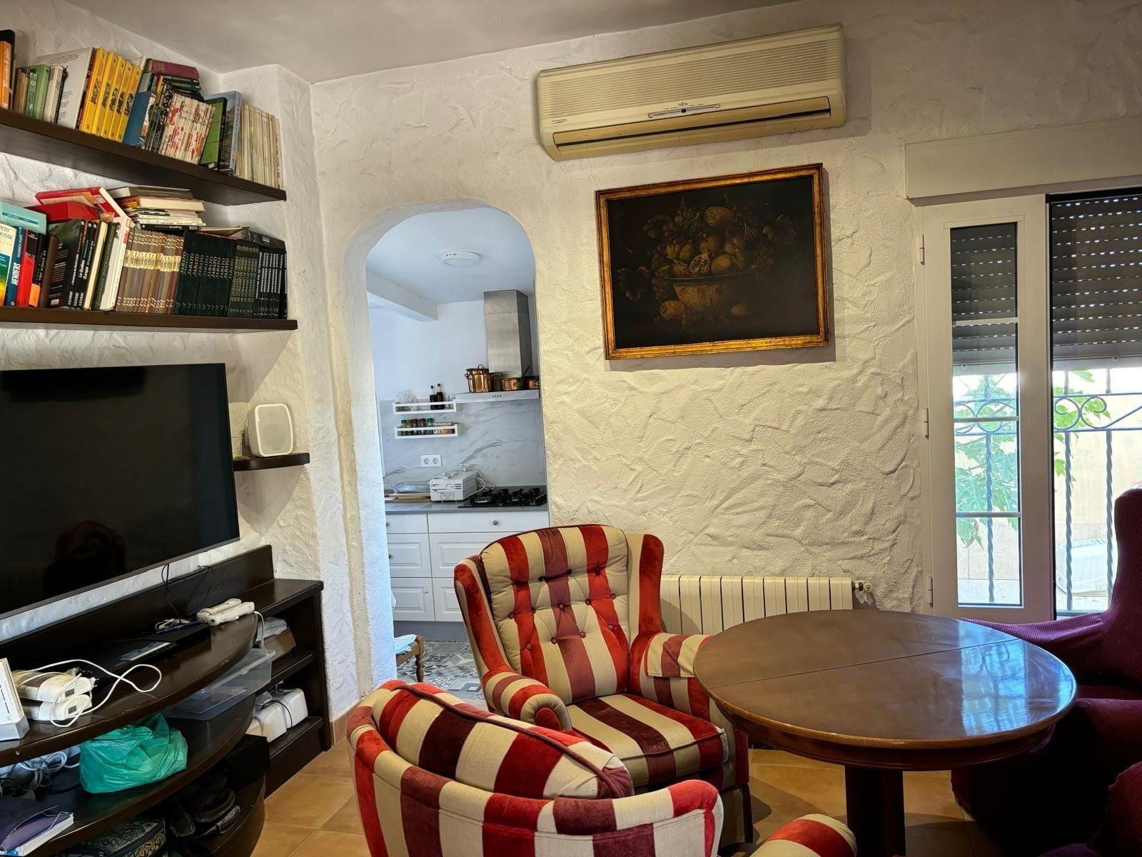 Villa à Torrevieja, Alicante, Espagne 4 chambres, 250 m2 No. 165580