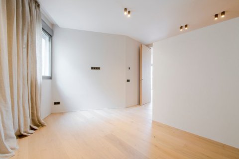 Apartment à vendre Madrid, Espagne, 2 chambres, 142 m2 No. 133917 - photo 28