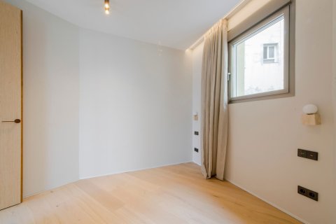 Apartment à vendre Madrid, Espagne, 2 chambres, 142 m2 No. 133917 - photo 14