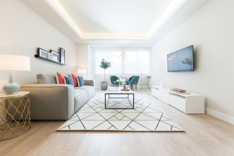 Apartamento en venta Madrid, España 2 dormitorios, 80 m2 No. 133920 - foto 1