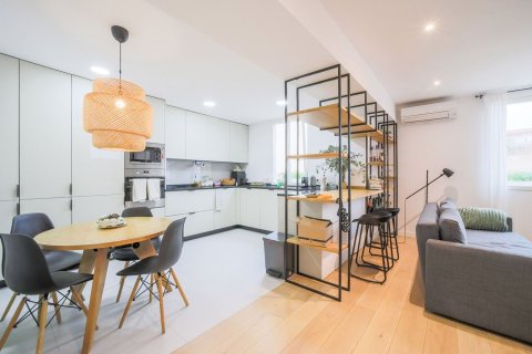 Wohnung zum Verkauf Madrid, Spanien 2 Schlafzimmer, 110 m2 Nr. 133916 - Foto 2