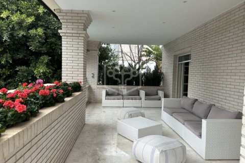 Villa for sale Castelldefels, Barcelona, Spain 7 bedrooms, 642 sq.m. No. 111015 - photo 6