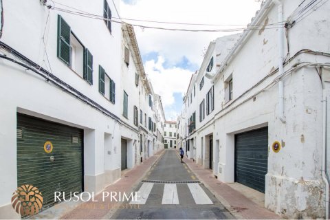 Townhouse for sale Mahon, Menorca, Spain 5 bedrooms, 244 sq.m. No. 72397 - photo 1