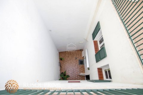Townhouse for sale Mahon, Menorca, Spain 5 bedrooms, 244 sq.m. No. 72397 - photo 11