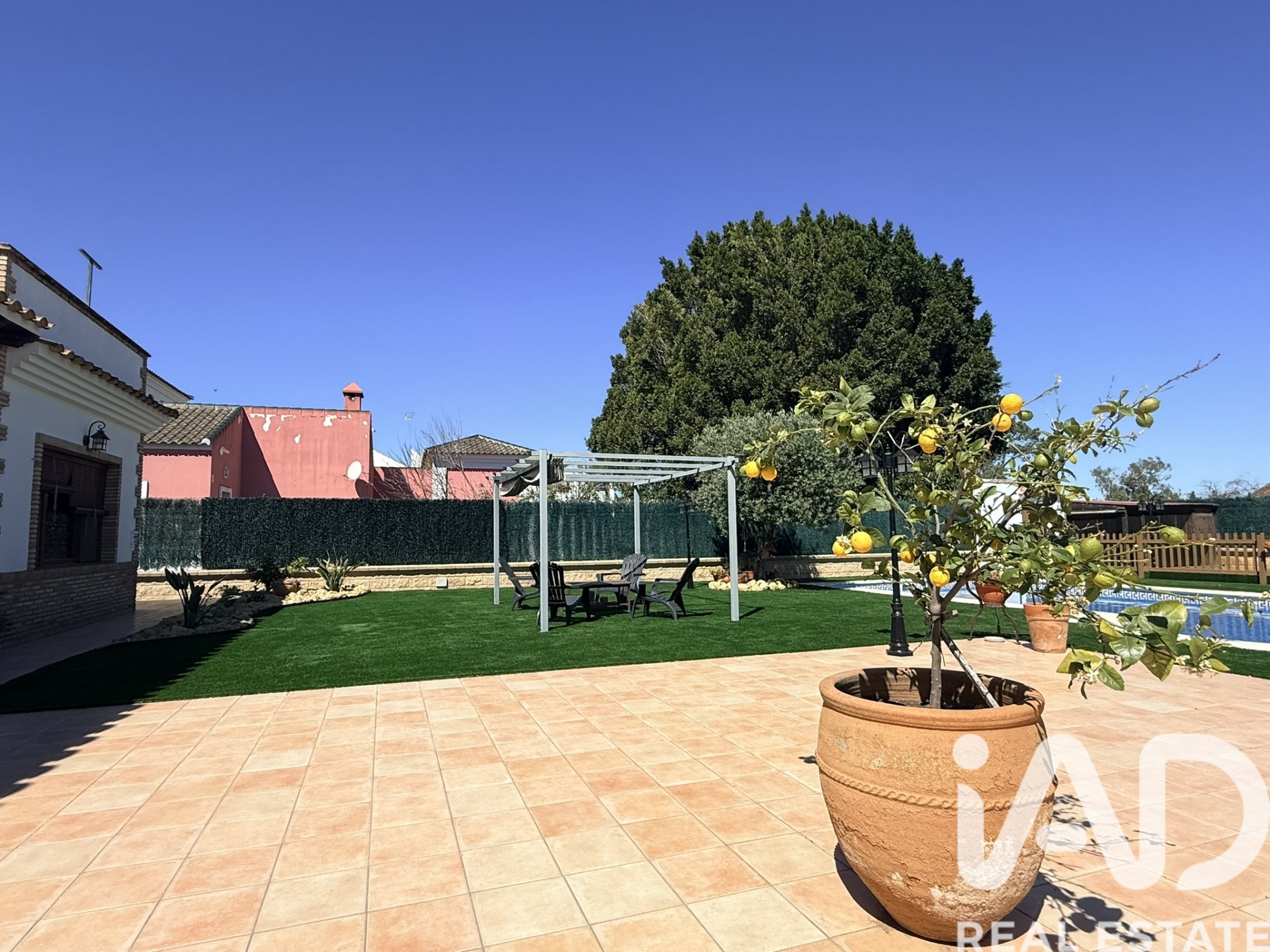 House in Lepe, Huelva, Spain 3 bedrooms, 363 sq.m. No. 172741