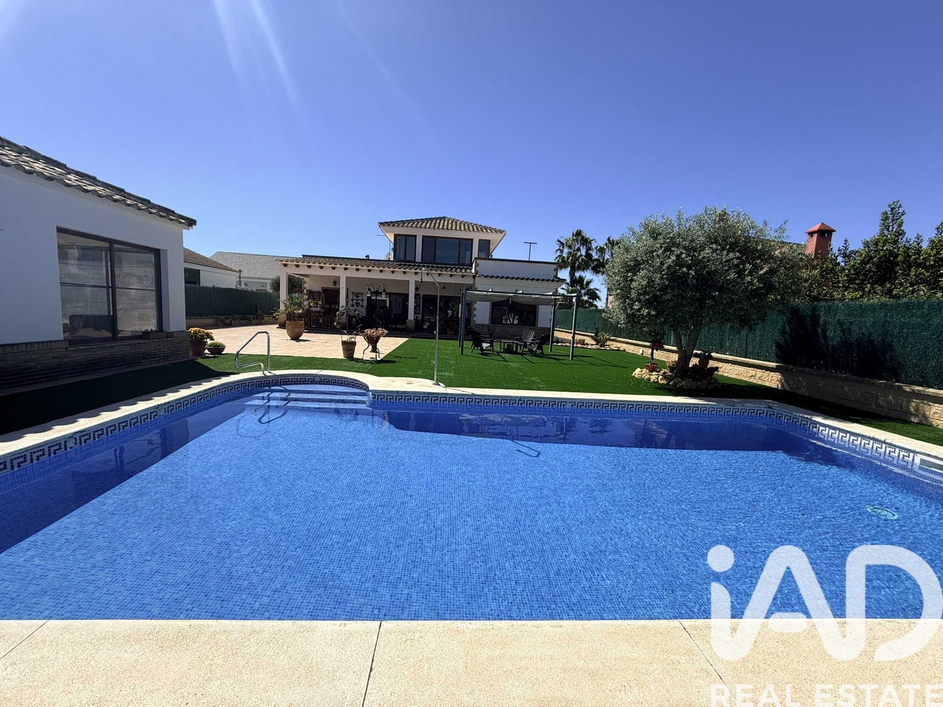 House in Lepe, Huelva, Spain 3 bedrooms, 363 sq.m. No. 172741