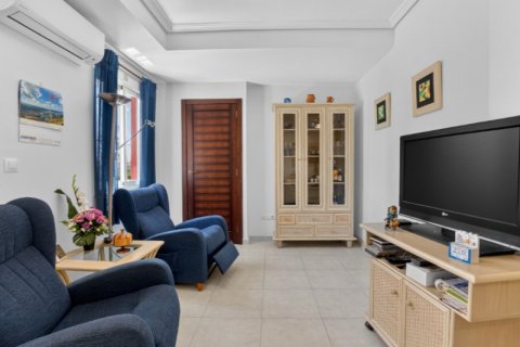 Продажа таухауса в Торревьеха, Аликанте, Испания 4 спальни, 110м2 №189959 - фото 7