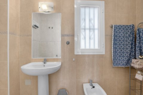 Продажа таухауса в Торревьеха, Аликанте, Испания 4 спальни, 110м2 №189959 - фото 18