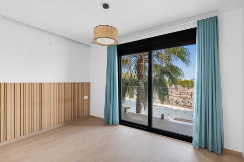 Villa pārdošanā Benijofar, Alicante, Spānijā 3 istabas, 144 m2 Nr. 189961 - attēls 17