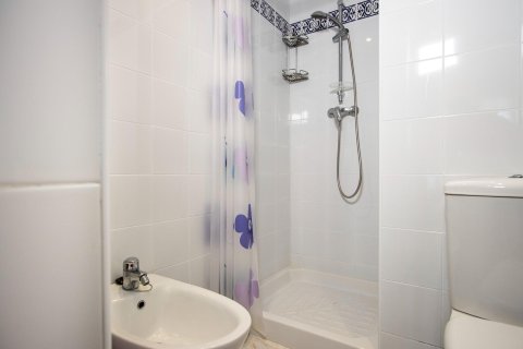 Apartment for sale in Torrevieja, Alicante, Spain 3 bedrooms, 103 sq.m. No. 189957 - photo 10