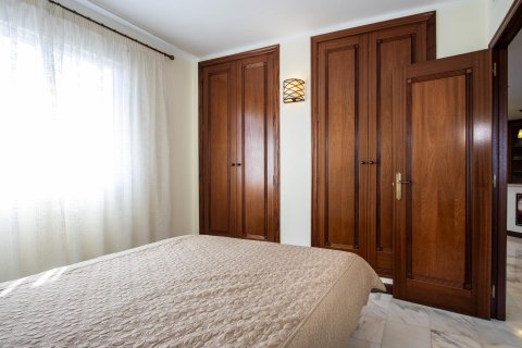 Apartment for sale in Torrevieja, Alicante, Spain 3 bedrooms, 103 sq.m. No. 189957 - photo 25