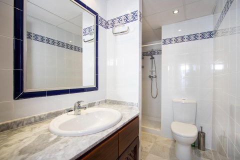 Apartment for sale in Torrevieja, Alicante, Spain 3 bedrooms, 103 sq.m. No. 189957 - photo 9