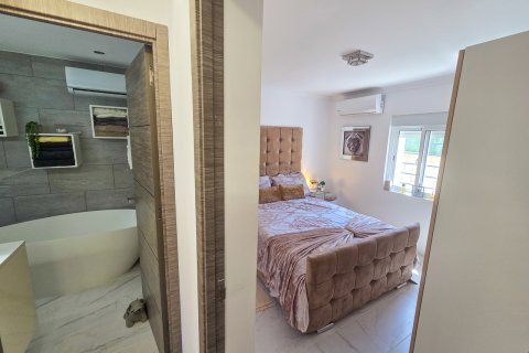 Villa in vendita a Barrio De La Estacion De Crevillente, Alicante, Spagna 3 camere da letto, 140 mq. N° 195695 - foto 25