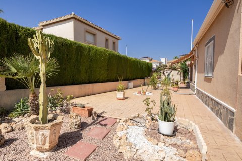 Villa in vendita a Alicante, Spagna 4 camere da letto, 180 mq. N° 195693 - foto 19