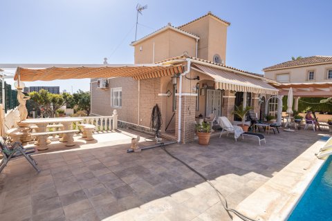 Villa in vendita a Alicante, Spagna 4 camere da letto, 180 mq. N° 195693 - foto 26