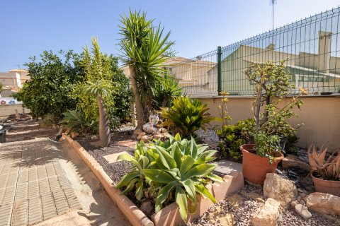 Villa in vendita a Alicante, Spagna 4 camere da letto, 180 mq. N° 195693 - foto 18