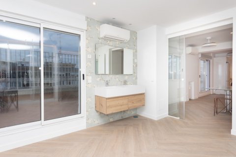 Appartamento in vendita Madrid, Spagna 1 camera da letto, 180 mq. N° 107250 - foto 24