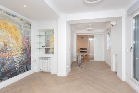 Appartamento in vendita Madrid, Spagna 1 camera da letto, 180 mq. N° 107250 - foto 11