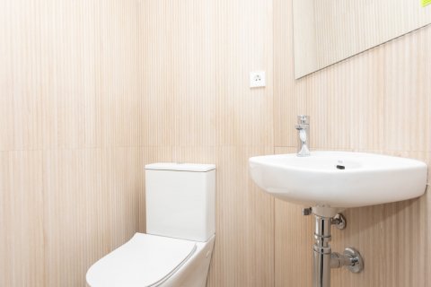 Appartamento in vendita Madrid, Spagna 1 camera da letto, 180 mq. N° 107250 - foto 27