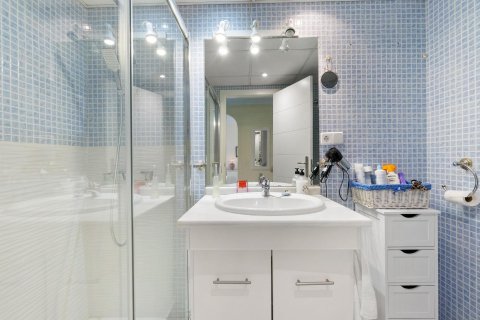 Продажа квартиры в Дехеса де Кампоамор, Аликанте, Испания 2 спальни, 78м2 №119746 - фото 13