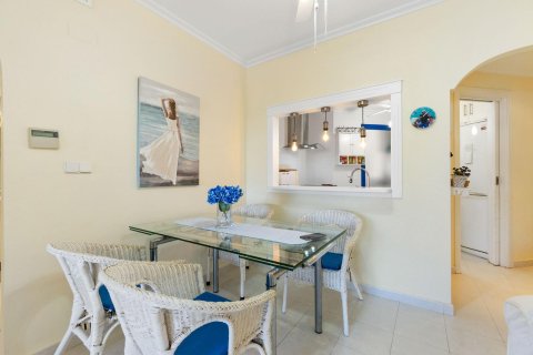 Продажа квартиры в Дехеса де Кампоамор, Аликанте, Испания 2 спальни, 78м2 №119746 - фото 7