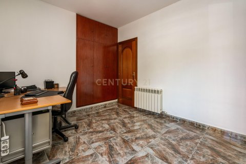 Продажа дома в Абрера, Барселона, Испания 5 спален, 275м2 №168507 - фото 30
