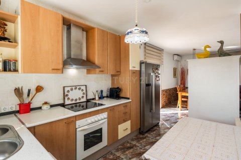 Продажа дома в Абрера, Барселона, Испания 5 спален, 275м2 №168507 - фото 13