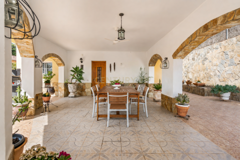 Дом в Абрера, Барселона, Испания 5 спален, 275м2 №168507
