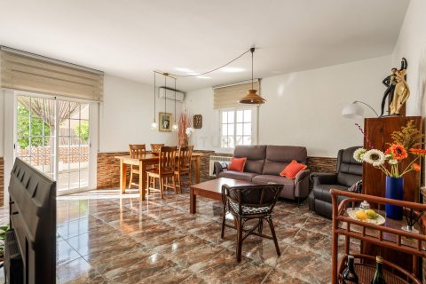 Продажа дома в Абрера, Барселона, Испания 5 спален, 275м2 №168507 - фото 7