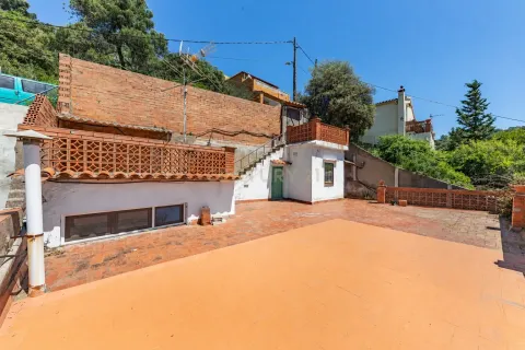 Продажа дома в Сан-Кугат-дель-Вальес, Барселона, Испания 2 спальни, 88м2 №168508 - фото 17
