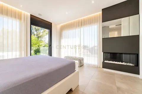 Продажа дома в Санта-Колома-де-Граменет, Барселона, Испания 5 спален, 694м2 №168506 - фото 16