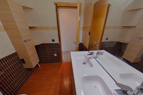 Apartment à vendre à Montcada i Reixac, Barcelona, Espagne, 3 chambres, 113 m2 No. 168510 - photo 11