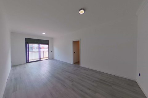 Apartment à vendre à Montcada i Reixac, Barcelona, Espagne, 3 chambres, 113 m2 No. 168510 - photo 1