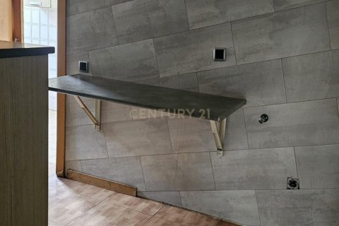 Apartment for sale in Montcada i Reixac, Barcelona, Spain 3 bedrooms, 113 sq.m. No. 168510 - photo 9