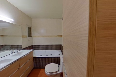 Apartment à vendre à Montcada i Reixac, Barcelona, Espagne, 3 chambres, 113 m2 No. 168510 - photo 12