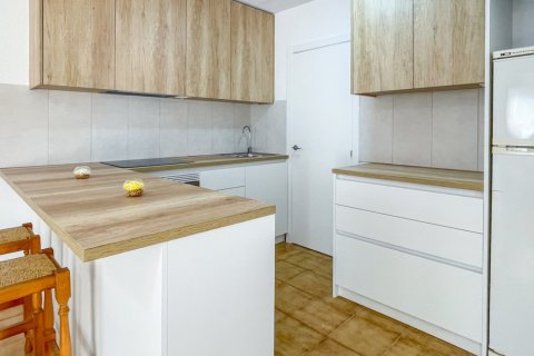 Townhouse for sale in Alicante, Spain 3 bedrooms, 68 sq.m. No. 190109 - photo 8