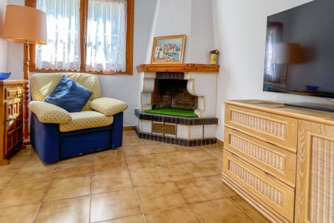 Townhouse for sale in Alicante, Spain 3 bedrooms, 68 sq.m. No. 190109 - photo 3