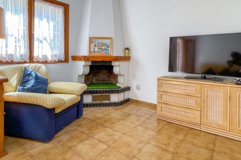 Townhouse for sale in Alicante, Spain 3 bedrooms, 68 sq.m. No. 190109 - photo 6