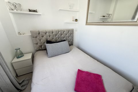 Villa for sale in San Miguel de Salinas, Alicante, Spain 3 bedrooms, 160 sq.m. No. 190107 - photo 12