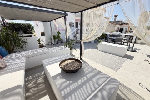 Villa for sale in San Miguel de Salinas, Alicante, Spain 3 bedrooms, 160 sq.m. No. 190107 - photo 5